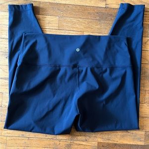 Like new Lululemon high rise 28” leggings